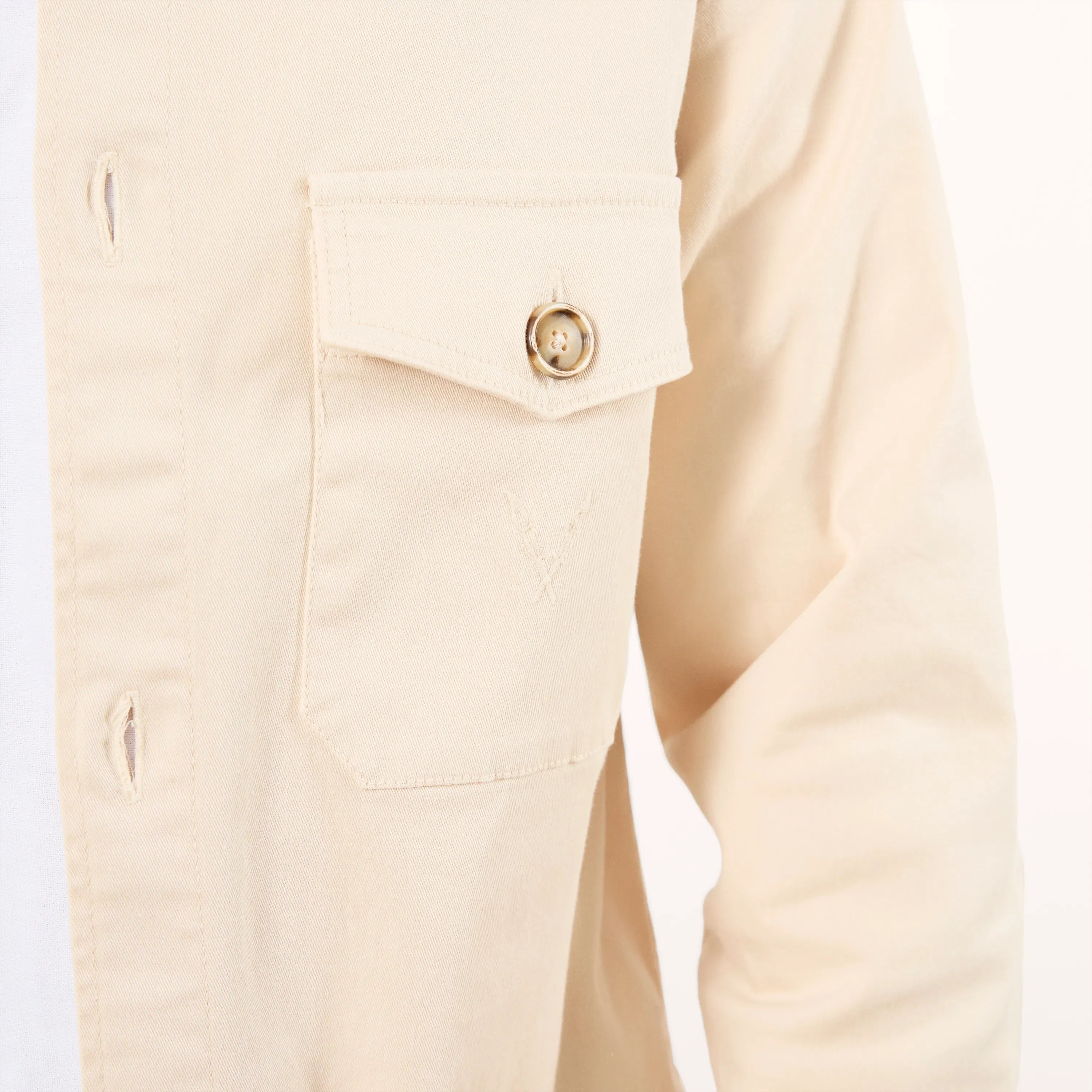 Sobrecamisa dos bolsillos beige